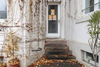 <p><em>After Commons </em>, 2021<br />
Steel, garlic, variable dimensions<br />
Palazzina, Basel<br />
Image: Guadalupe Ruiz</p>