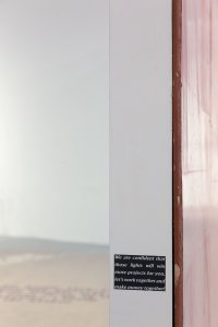 <p><em>Untitled (Alibaba) II</em>, 2017<br />
C-Print, framed, 90 x 60 cm</p>